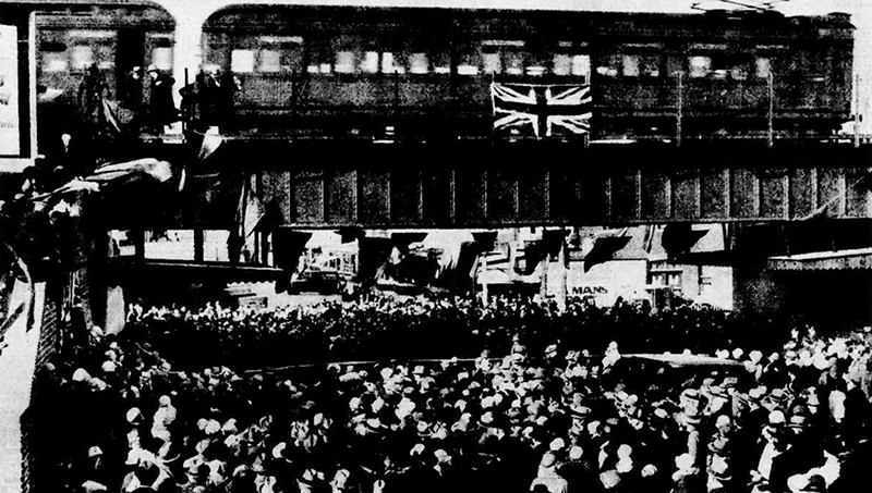 Hundreds gather for the opening of the subway in 1928. Source: The Argus, 21 July 1928, via Trove.