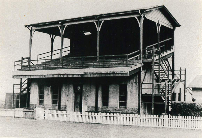 Grandstand at Brighton Beach oval, constructed 1884. Date unknown. Brighton Historical Society collection.